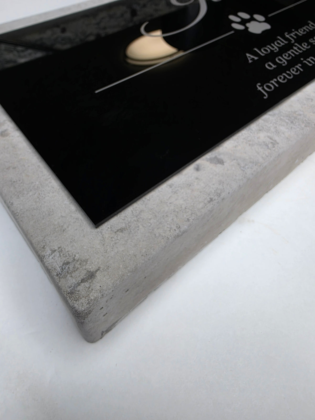 Personalized Pet Memorial Garden Stone | Engraved Pet Remembrance Marker